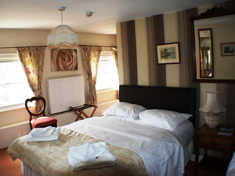 The Bank House Hotel Ютоксетер Екстер'єр фото